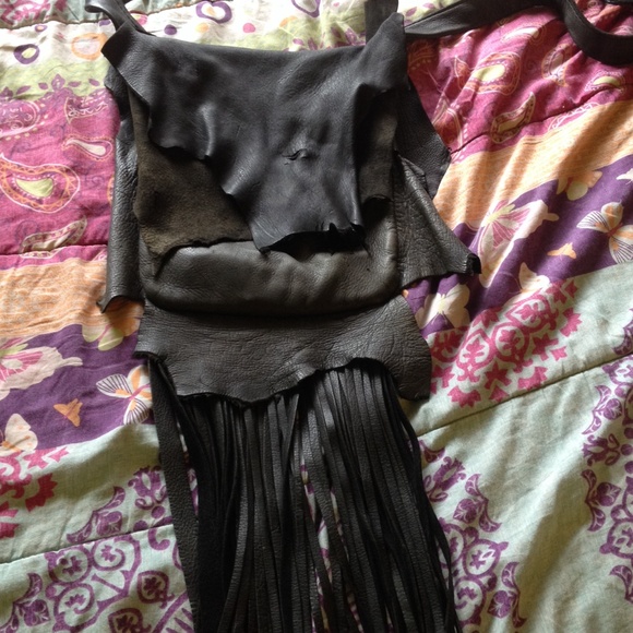 SOLD Vintage black leatherfringe free people purse
