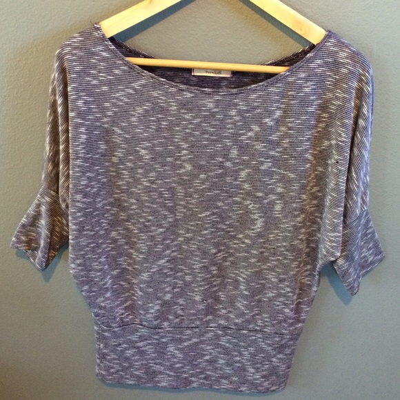 Grey knit top - Picture 2 of 3