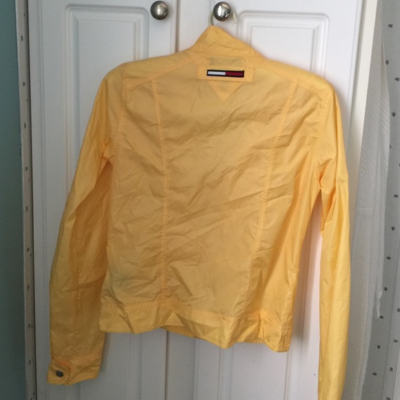 Sold on mercarii!!Tommy hilfinger windbreaker - Picture 2 of 3