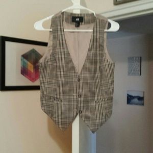 Never worn plaid vest