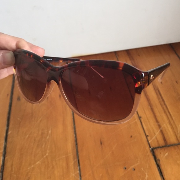 Cole Haan Sunglasses - Picture 3 of 3