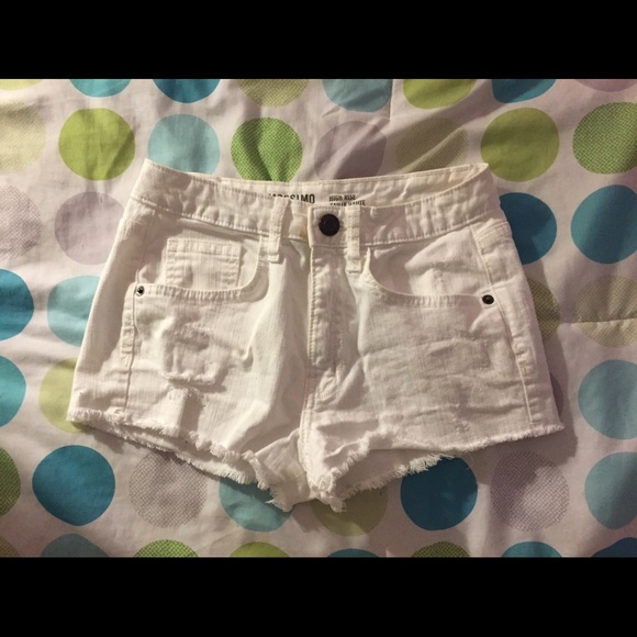 White high waisted shorts