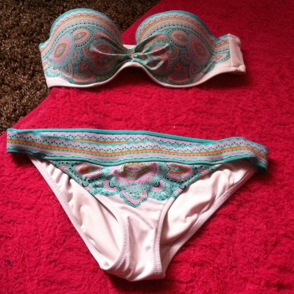 Victoria secure swim top size 32b bottoms xs