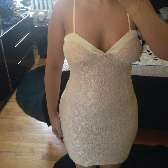 My Michelle light pink dress - Picture 3 of 4