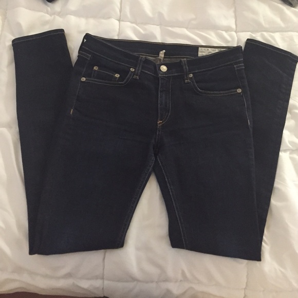 Authentic Rag & Bone skinny Jeans!!
