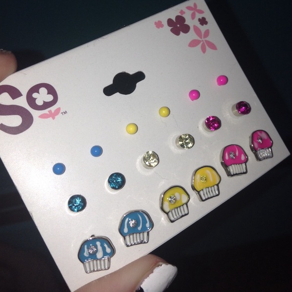 brand new earings