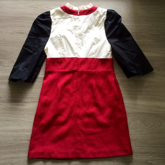 Mod Dress with Pockets - Picture 2 of 4