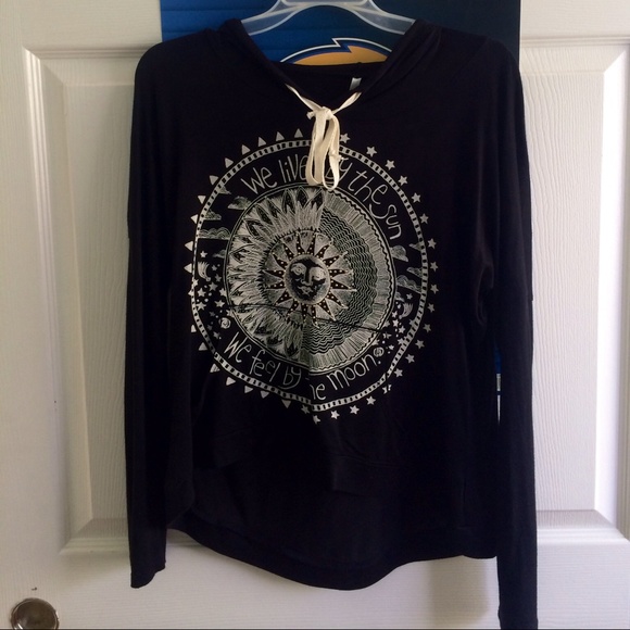 Light graphic hoodie