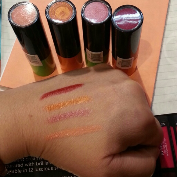 santee
 Accessories - For Klcoburn_SanTee Lipstck - day to night