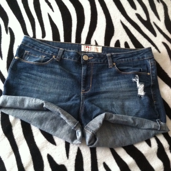 Distressed denim shorts