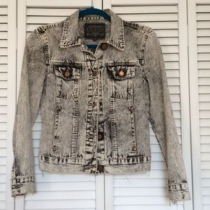 Vintage acid wash jean jacket from Guess