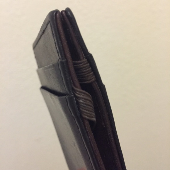 J Crew slim black leather ✨magic✨ wallet!