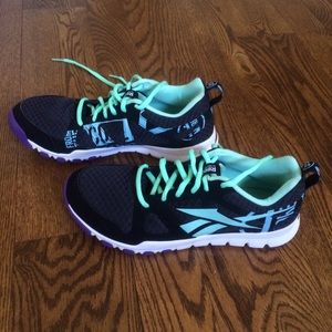 Reebok Athletic Shoes 9.5