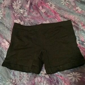 ENERGY ZONE Black Spendex Shorts