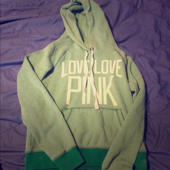 🚫🚫sold 🚫🚫 Victoria secret hoodie!