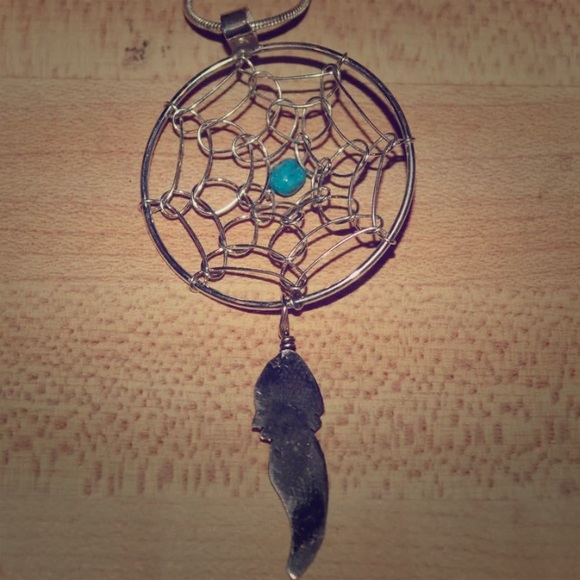 Handmade silver dreamcatcher pendant - Navajo