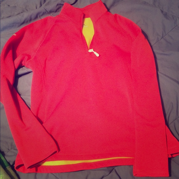🚫🚫sold!🚫🚫 Underarmour pullover!