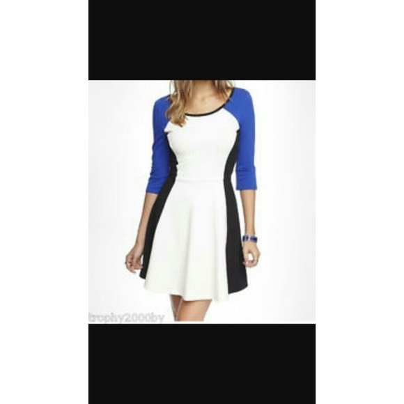 Express 3/4 sleeve skater dress!