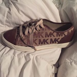 Michael Kors shoe