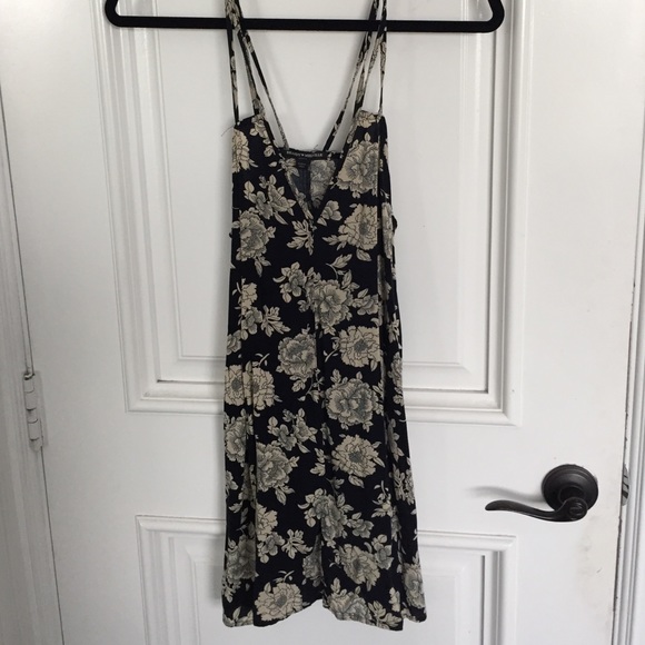 Brandy Melville floral dress