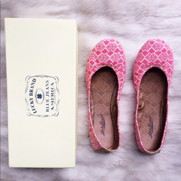 Lucky Brand pink ethnic print flats