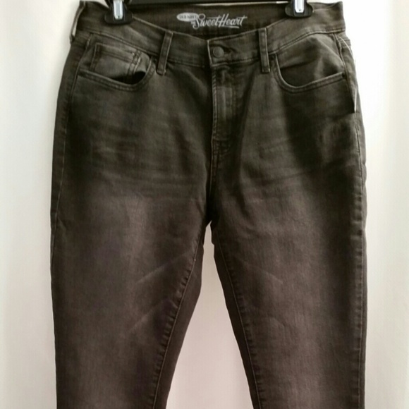 NWT Old Navy Sweetheart Skinny Jeans in Mudcave