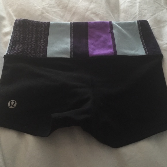 lululemon athletica Pants - LULULEMON shorts