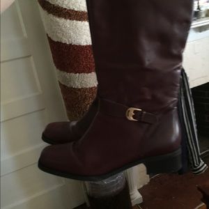 Burgundy high leather boot