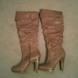Jessica Simpson tan boots