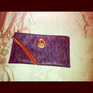 Signature Michael Kors large wristlet