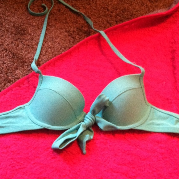 American eagle/aerie swim top 32b