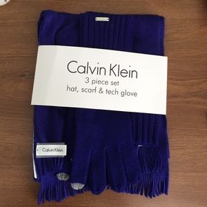 Calvin Klein 3 piece hat, scarf and tech glove set