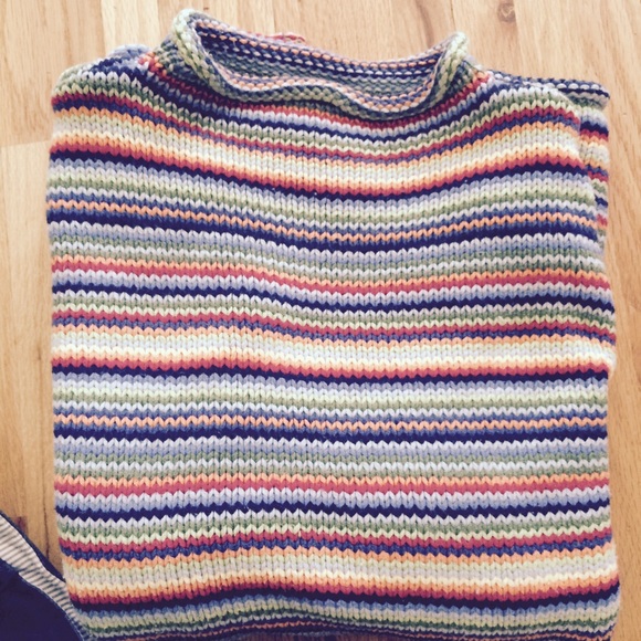**SOLD**Soft bright striped sweater - Picture 2 of 4