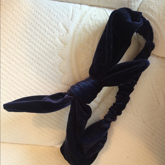 brandy melville velvet head band