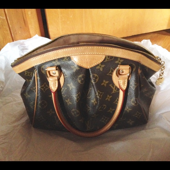 100% authentic Louis Vuitton Tivolit