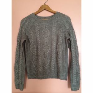 H&M cable knit sweater