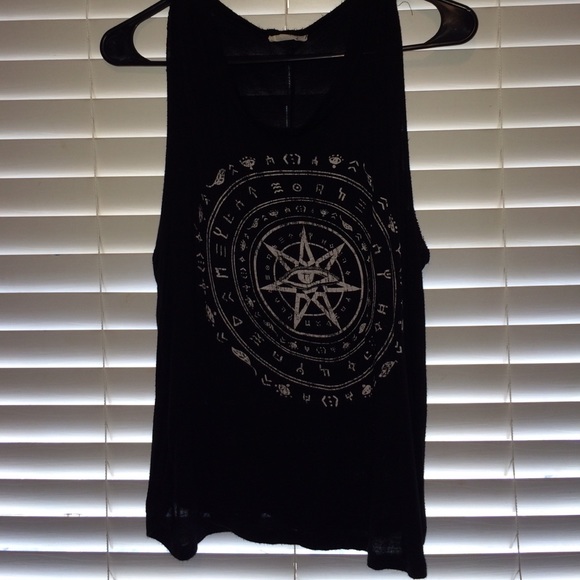 Black tank , low cut sides