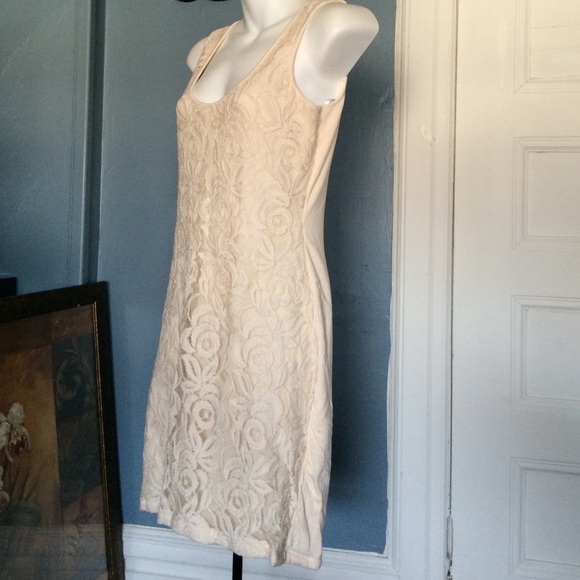 Dress - Picture 2 of 4