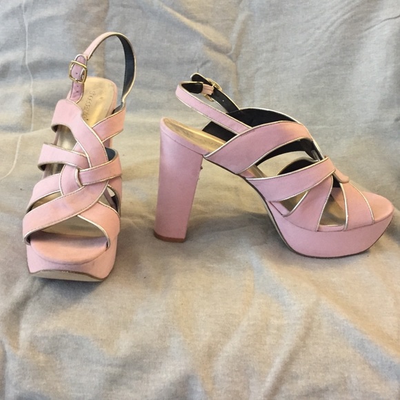 ShoeDazzle Isabella in blush