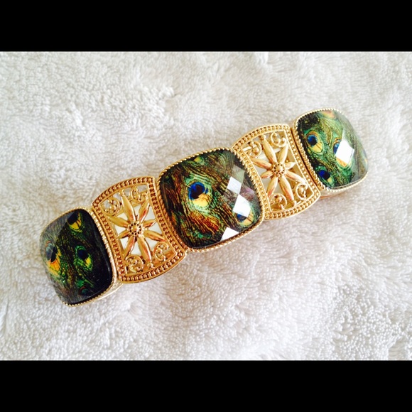 Peacock Green Bracelet