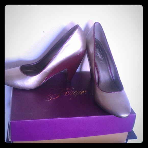 Silver Fergie heels