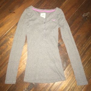 Hollister light grey long sleeve shirt!!