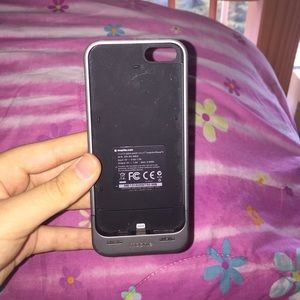 IPHONE 5 or 5s Mophie Juicepack Case (Dark Grey)