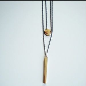 Pretty Disk and Bar necklace