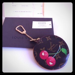 ⛔️SOLD⛔️Authentic Louis Vuitton Cerises