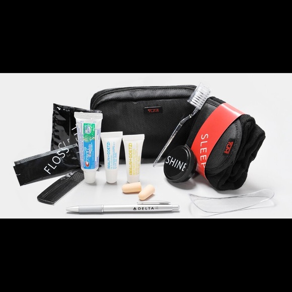 Tumi for Delta travel kit