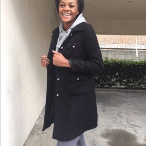 Black peacoat💜