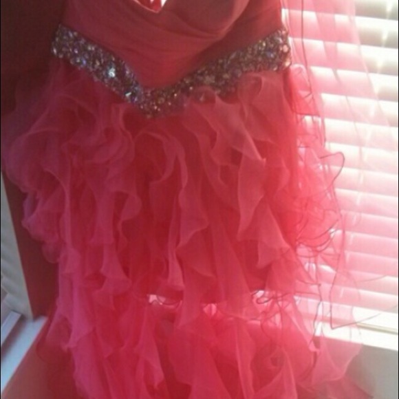 Hot coral prom dress - Picture 3 of 3