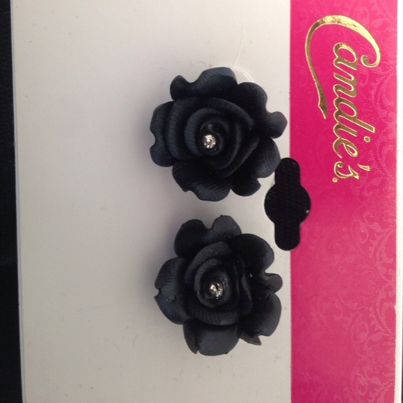 Claire's earrings