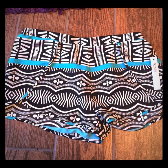 Volcom shorts